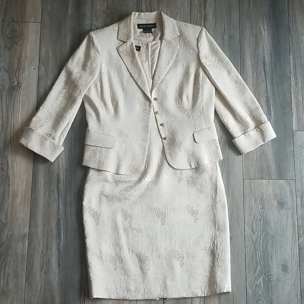Jones New York Dress 2-piece Suit, Size 10
